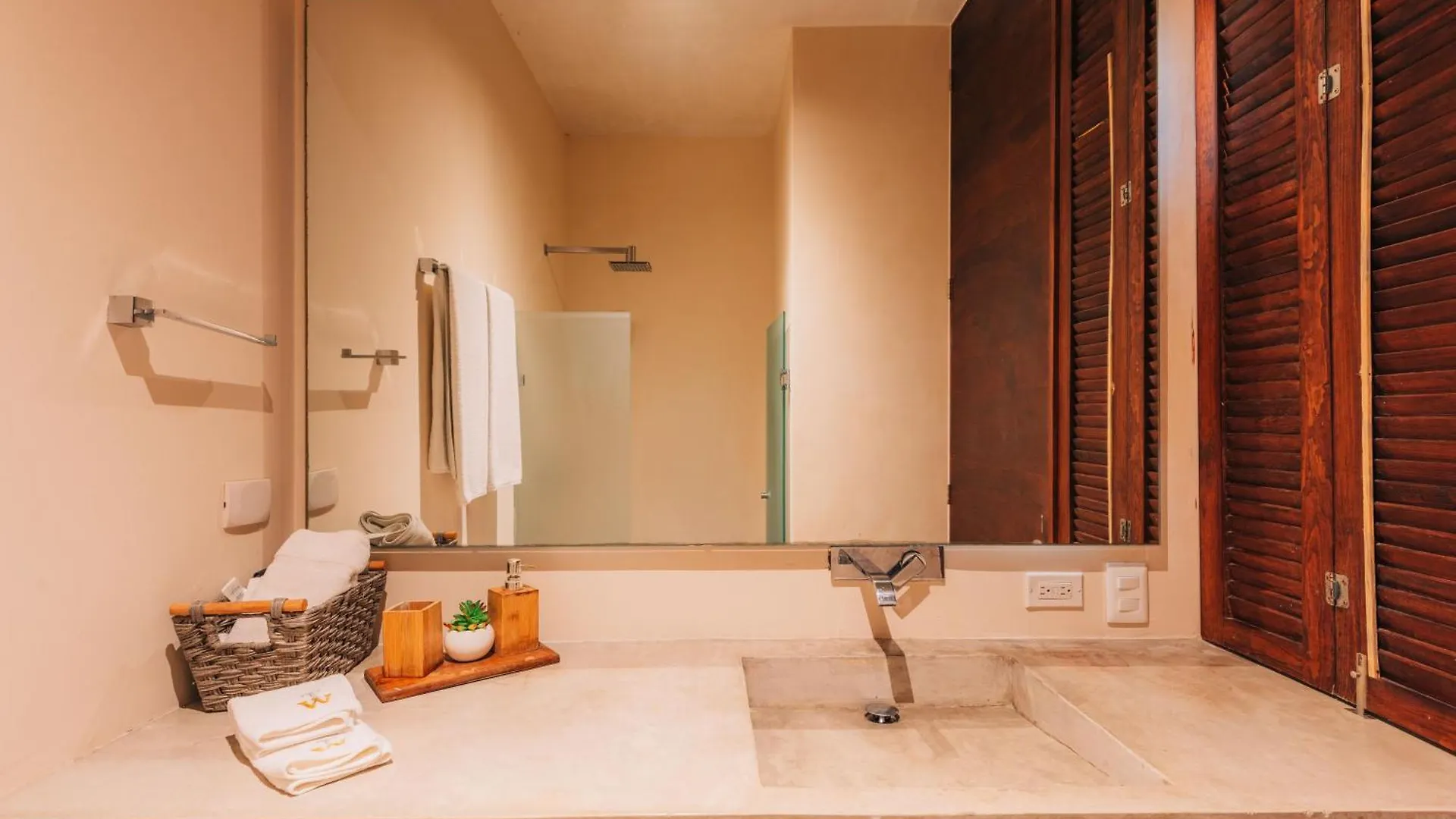 Spacious, Stylish, Comfortable, 2Bd 2Bth Condo,Private Pool 24Hr Concierge Tulum Mexico