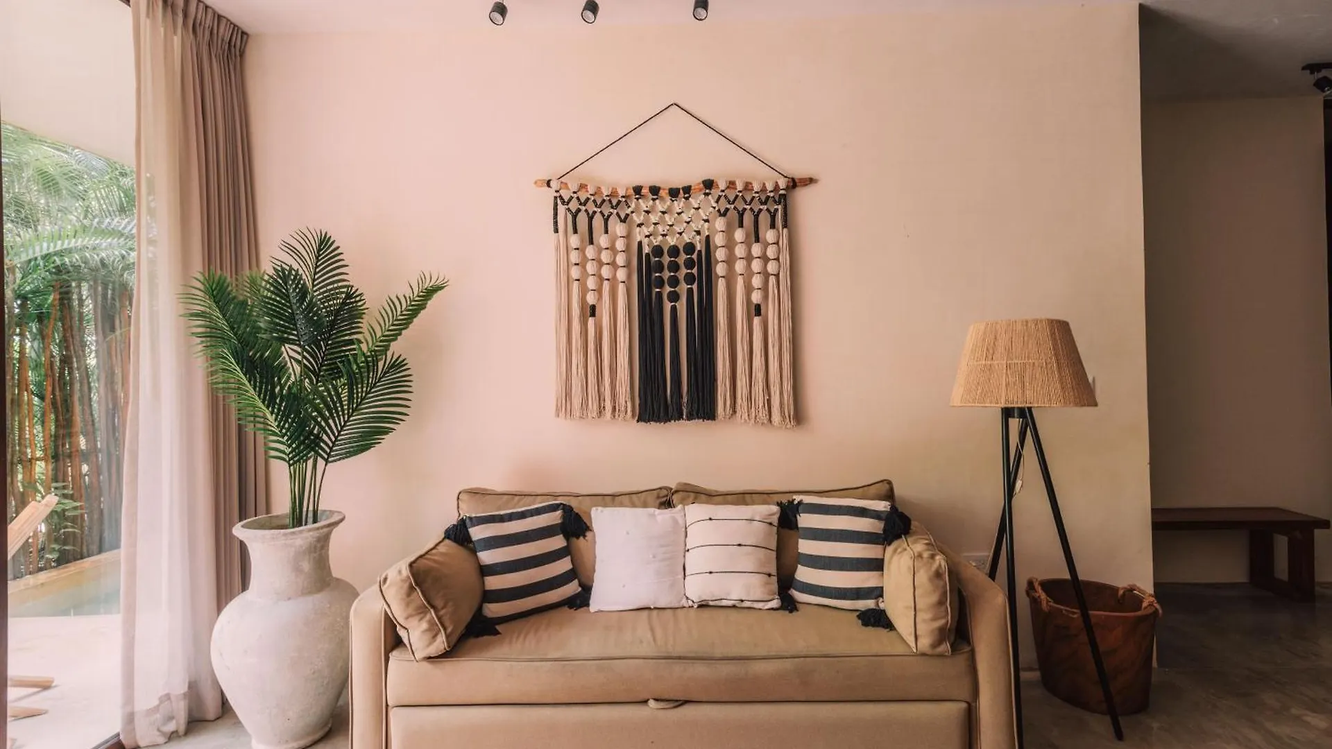 Spacious, Stylish, Comfortable, 2Bd 2Bth Condo,Private Pool 24Hr Concierge Tulum 0*,