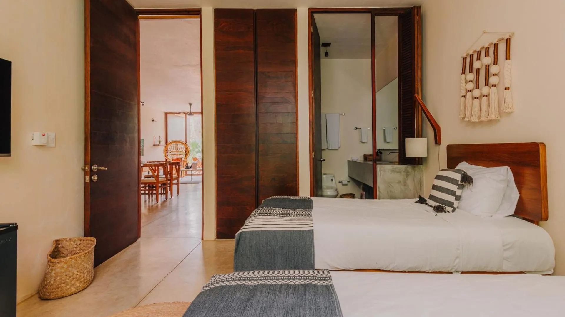 Aparthotel Spacious, Stylish, Comfortable, 2Bd 2Bth Condo,Private Pool 24Hr Concierge Tulum Mexico