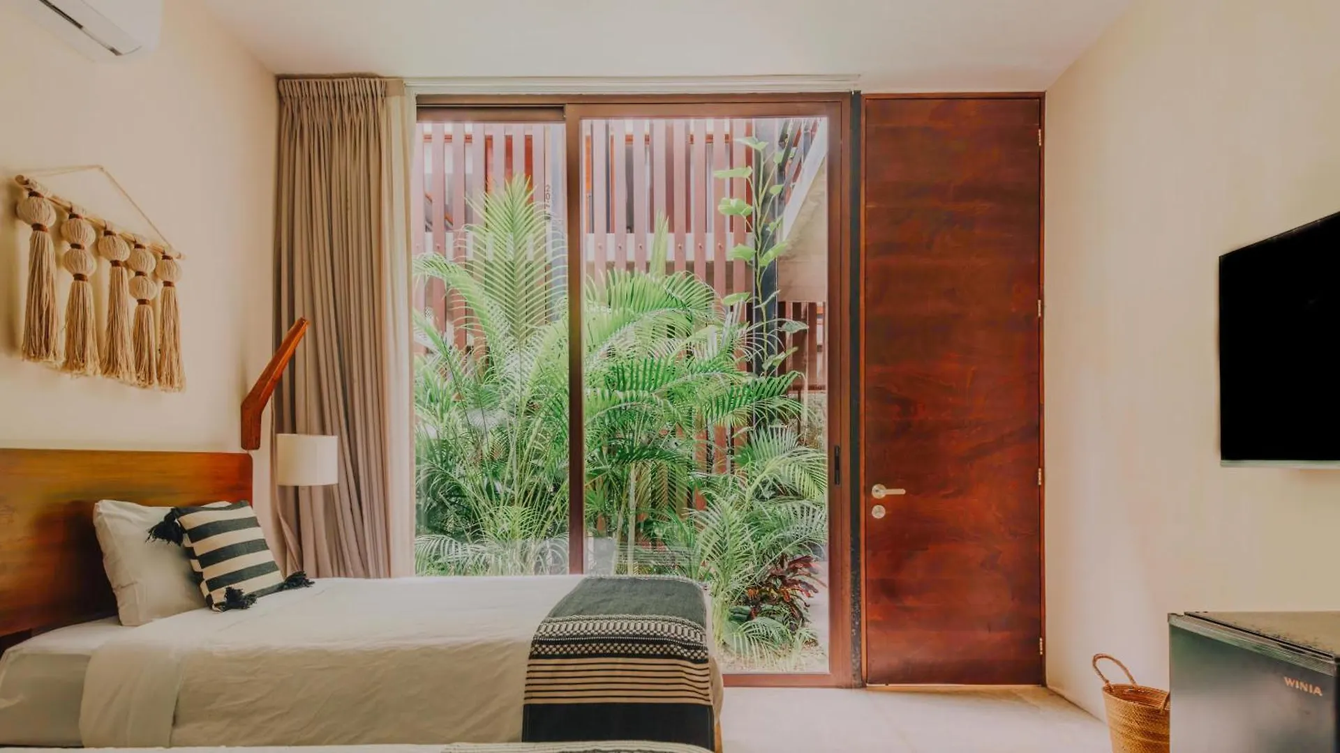 Spacious, Stylish, Comfortable, 2Bd 2Bth Condo,Private Pool 24Hr Concierge Tulum Mexico